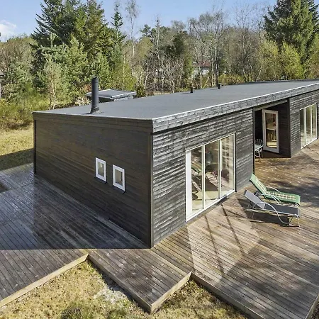 10 Person In Casa de Férias Hadsund